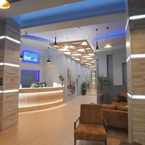 Отель Granda, Тирана